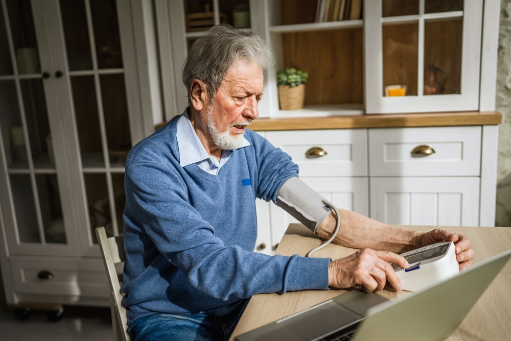 Tech Made Easy: How RPM Devices Are Designed for Seniors